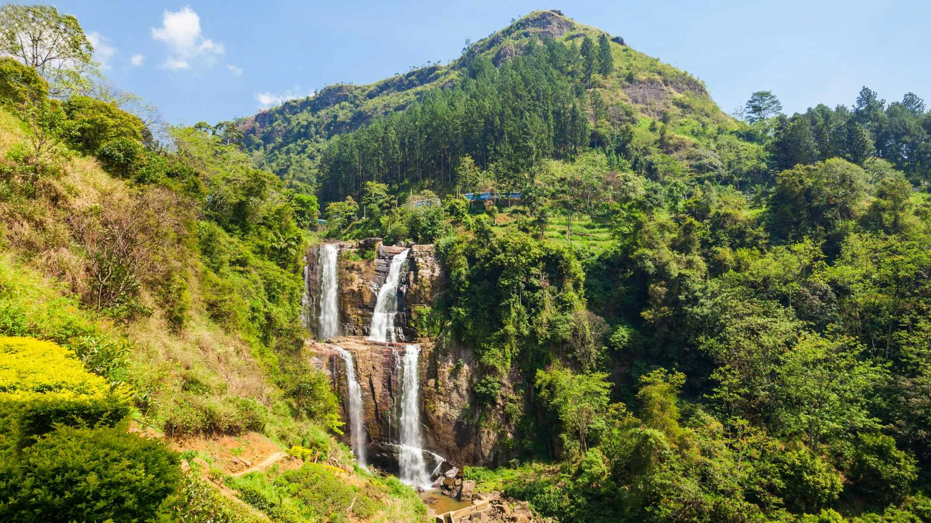 Ramboda waterfall