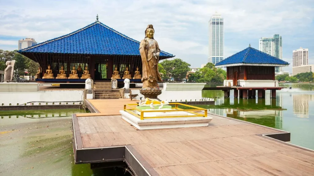 Gangaramaya Buddhist Temple